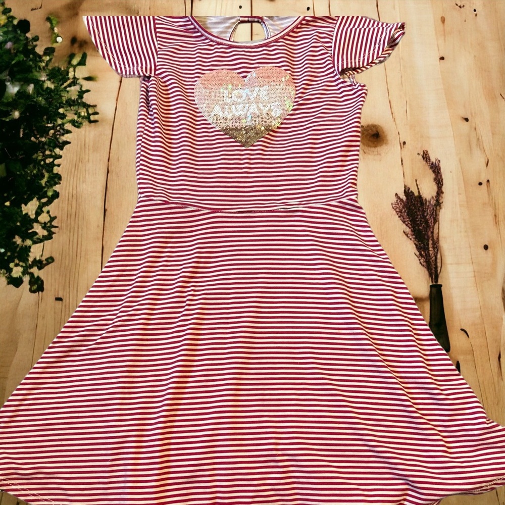 Girls love always  red & white stripe dress size 7 bkind
